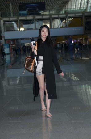 魅力美腿小姐姐
