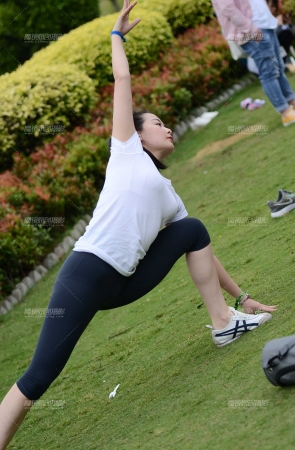 先练一下