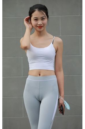 吊带紧身裤小姐姐【套图+视频】