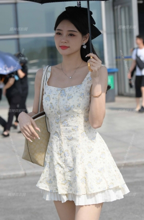 23613-21=87√阳光下的美腿小仙女～ 17P