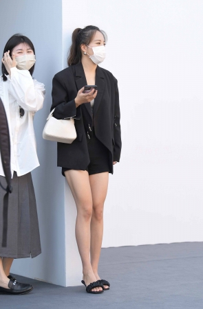 221029-11+103凉拖美腿【套图➕视频】 17P