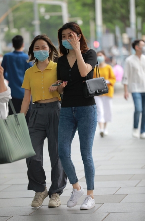 丰满蓝牛小妹