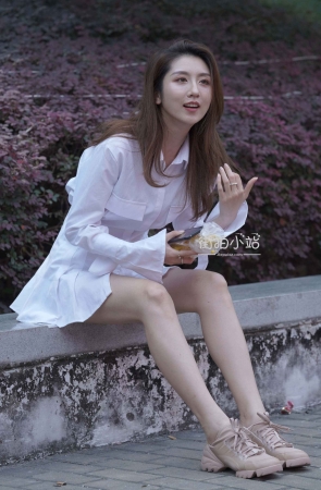 气质网红~