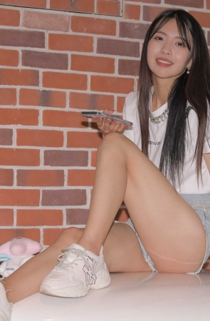 远方来的小姐姐-第三季