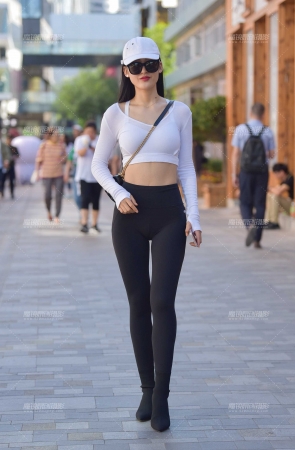 性感紧身裤美女