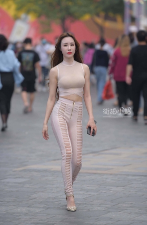 高挑女郎