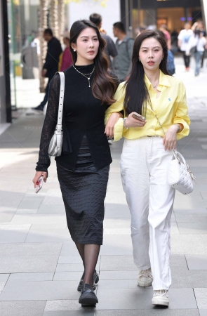 25523-6=42√黑丝闺蜜