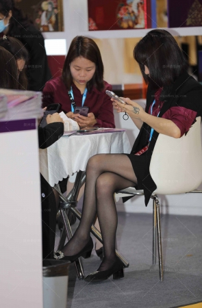 医美经理黑丝制服美腿职业韵味