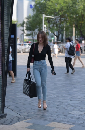 耐看小妹