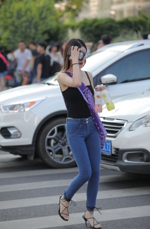 牛仔美腿