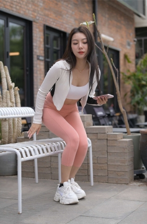 一始街拍作品 - 远行