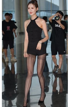 性感的黑丝美女(80P)