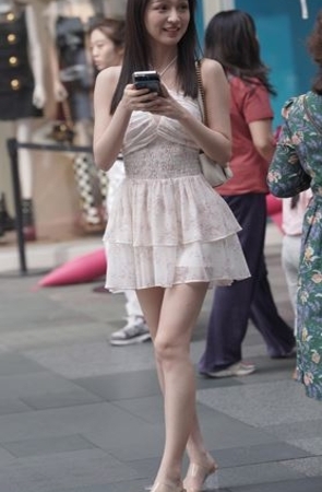 连衣裙美女(70P)