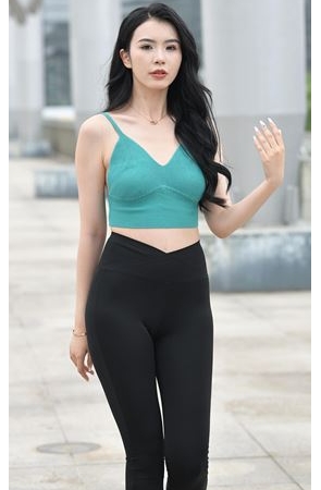 白皙黑紧裤美女(147P)