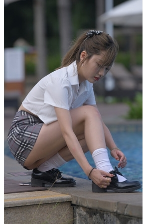 （套图二）格子裙小姐姐(535P)[10.93G/JPG]