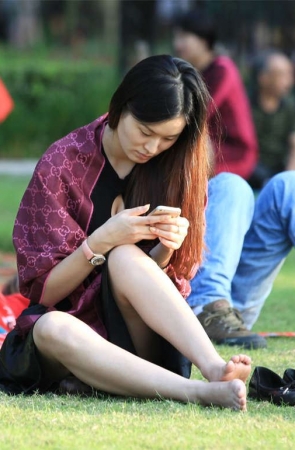 No1106 见过女神双脚对搓的兄弟，可绕过此帖 第2套