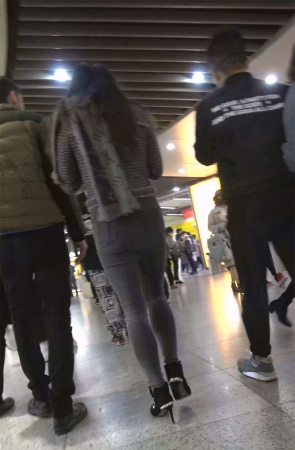 牛仔美女