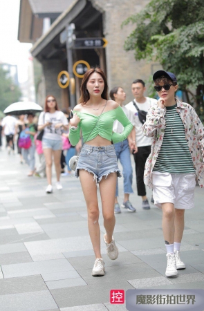 身材高挑的小姐姐3A373[359M]