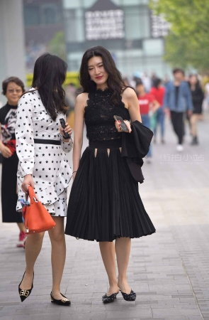 黑裙性感美女