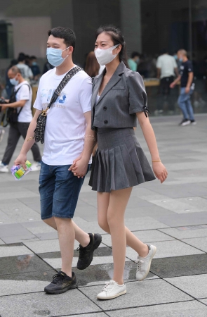 22612-1+65【摄神】百褶裙街拍丝袜