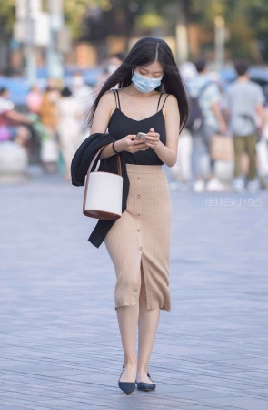 美群小姐姐