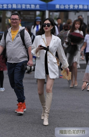 长靴美女3A1223[87.9M]