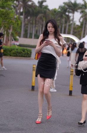 21416-3+118好美的小姐姐~ 5P