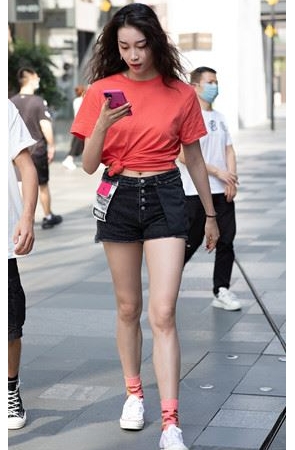 红衣美女【套图+视频】