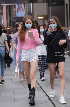 20815-3+54/热裤女孩 6P