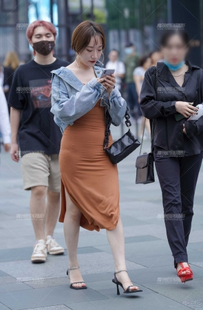 最近喜欢短发女人