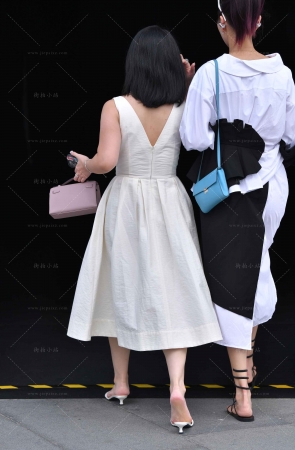 白色裙美zu