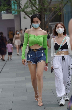 搭讪极品大长腿