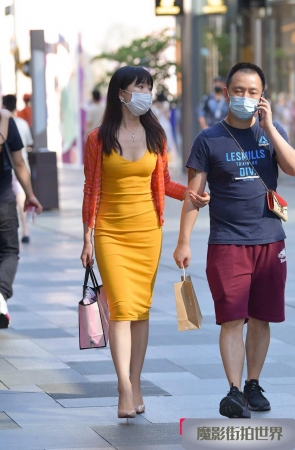 性感韵味的包屯裙美女MJ1970[2.04G]