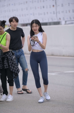 甜美可爱蓝色瑜伽服