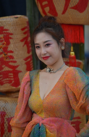 少妇小鸟依人般231214-6-19