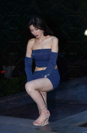 牛仔裙，大长腿 （悠悠）