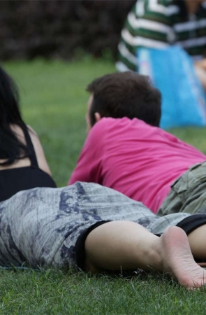 No449 漂亮妞都做了老外的女友