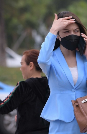 浅蓝色制服丝袜淑女~