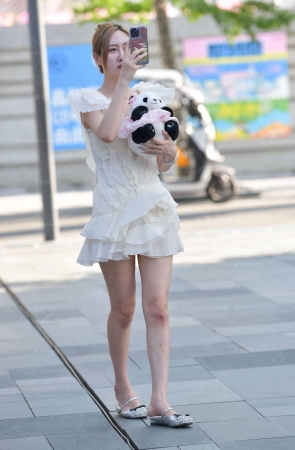 2545-2=73√美腿小姐姐～ 10P