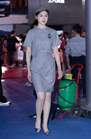 LB381-33P成都车展-媲美空姐气质的问界超薄肉丝礼仪