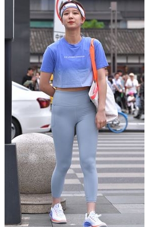 瑜伽紧身裤小姐姐(61P)