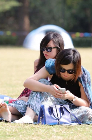 No1076 精致脸庞，细滑足面，和足底的脚气实属气质不相容