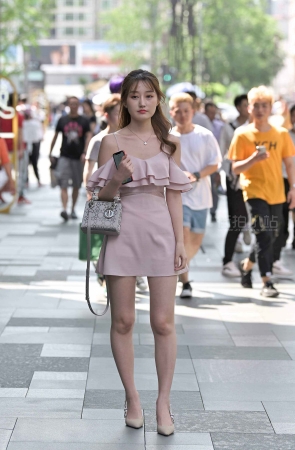 好漂亮的美女