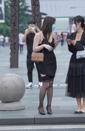 长筒袜高跟美女