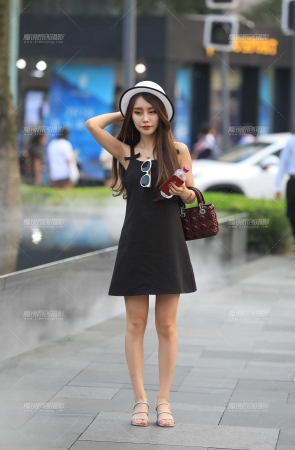 你是在撩发 还是在撩人？