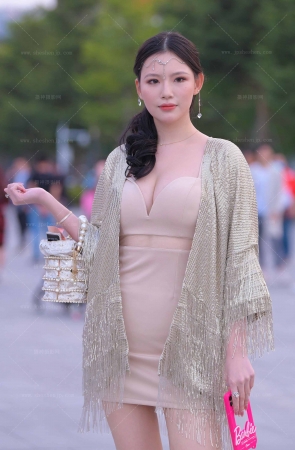 韵味十足的贵妇 13P