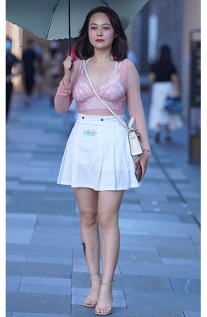 吊带白裙MM(115P)[1.51G/JPG]