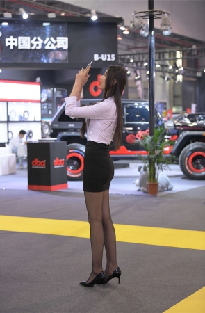 这种尤物才配得上（模特）这个词