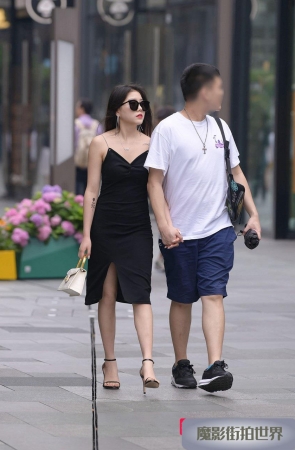 性感的吊带开叉裙美女MJ1967[1.29G]