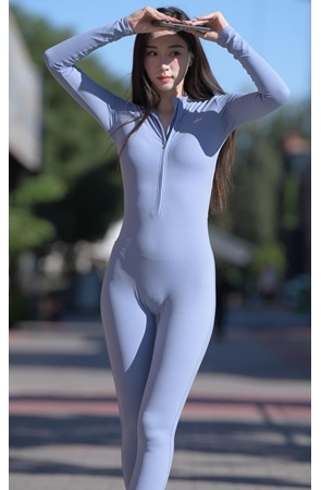 你融化在眉眼【套图+视频】